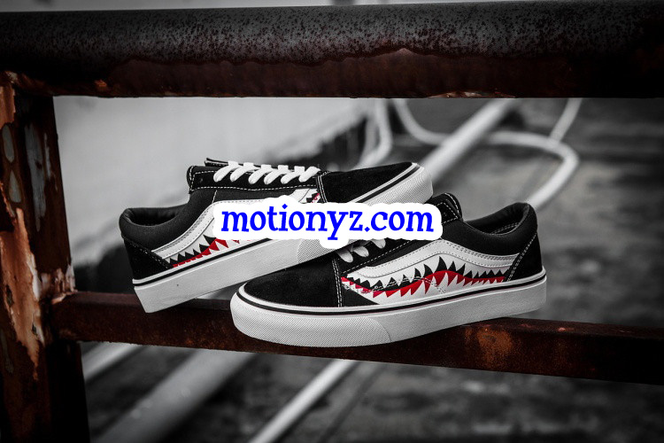 Vans Old Skool Shark Black White